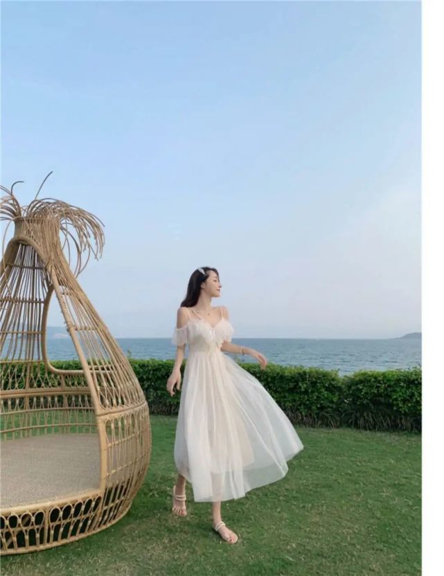 小时尚原作|夏天度假get3种省事的搭配方案，优雅又有韵味