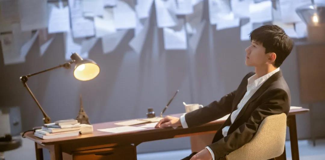 杨洋|千玺昊然？蔡徐坤消息？杨洋资源？赵丽颖新剧？关晓彤不受喜欢？