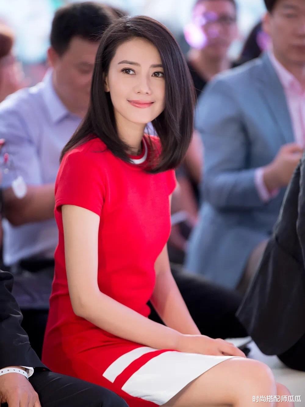 时尚搭配师瓜瓜 判断一个女生有没有气质，关键在于这4点，和颜值关系真的不大