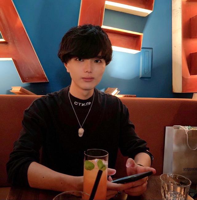 直男|日本小哥苦练换头绝技,靠给直男化妆年入1000万