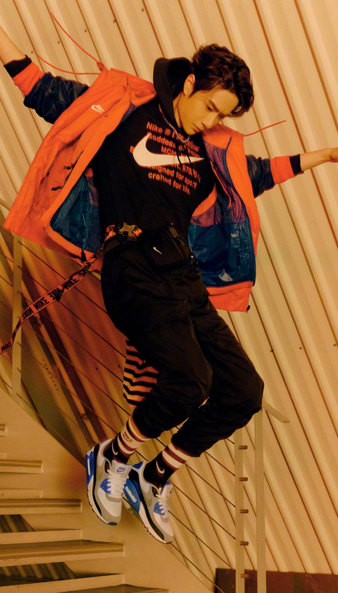 李娜|解约了，然后呢？李娜、吉克隽逸集体沉默，得物耐克价格超级加倍！