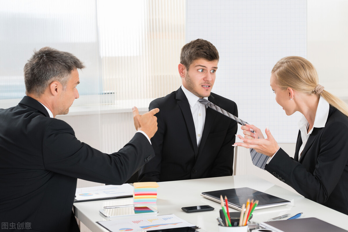 罗sir职话 作为一个公民，你报过警吗？有责任有担当，才算是公民