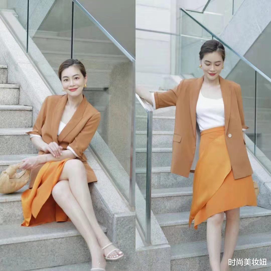 时尚美妆妞|这才是“职场”最体面的打扮,简约又高级,每一套都赚足回头率