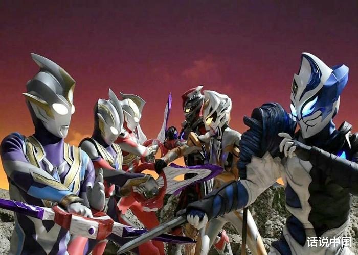 acgn漫评|特利迦奥特曼闪耀形态10月份登场,单挑黑暗之王,他真能打败诺亚?