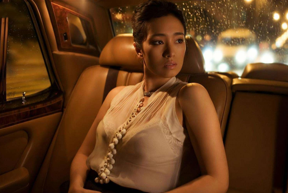 娱乐圈|劣迹艺人难翻身,相关电影和综艺全部下架,背后暴露出多少问题?