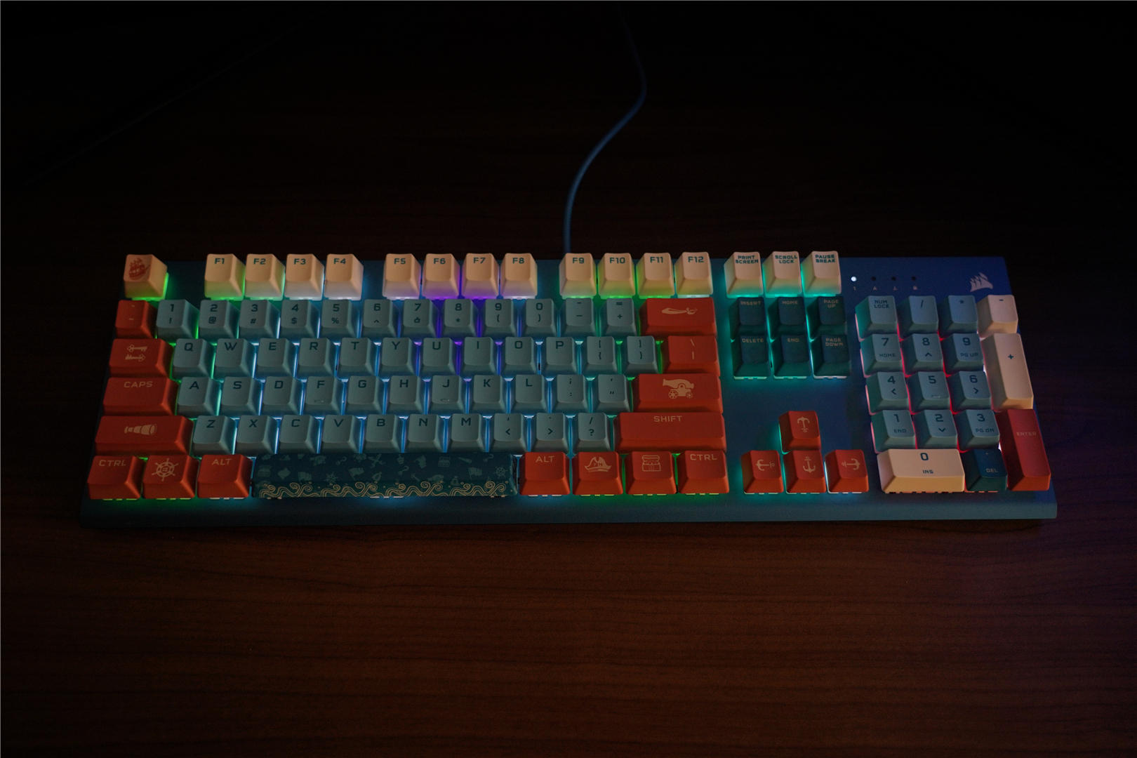 机器人|杰克船长的新“坐骑”,伴你遨游大海,海盗船碧蓝之海机械键盘