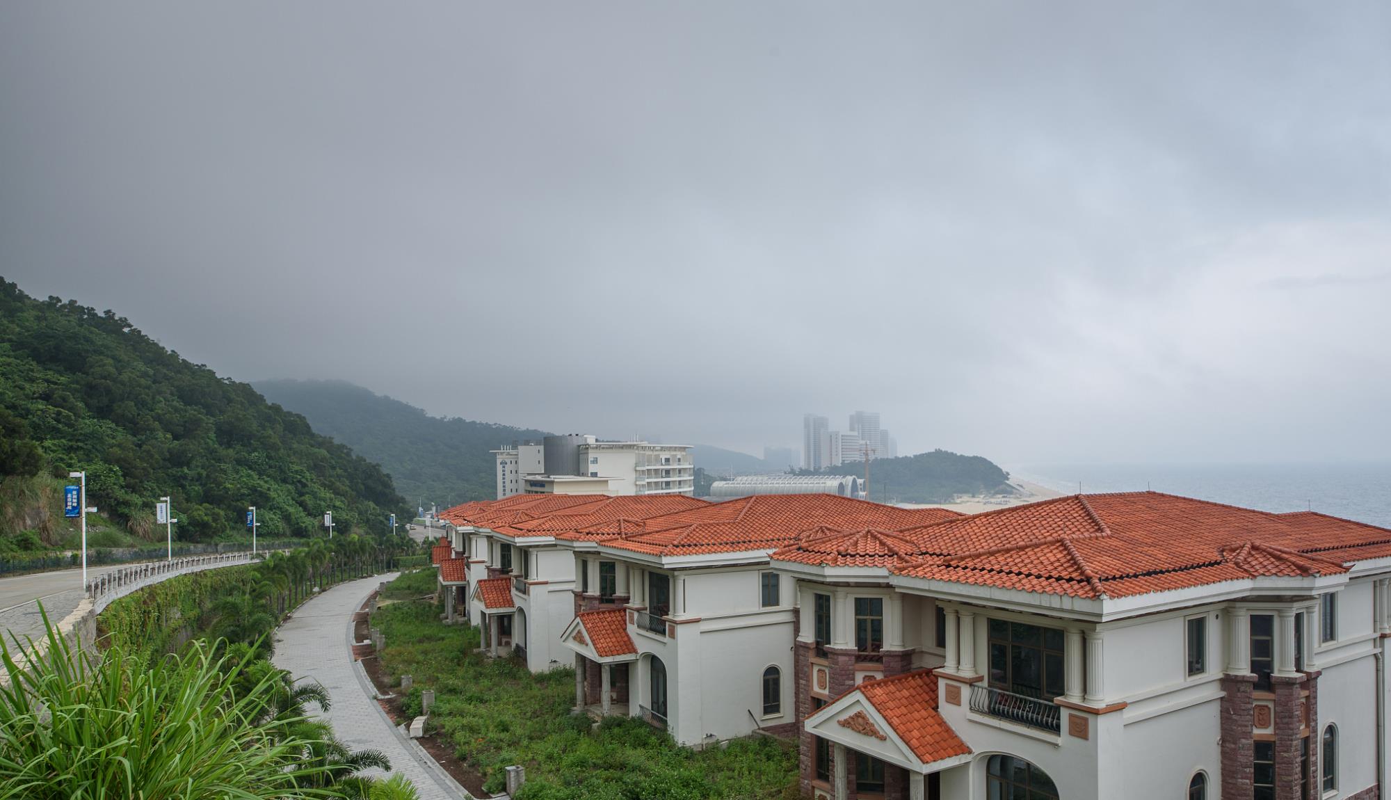 情微说|别墅不吃香了？越来越多的人选择搬回小区，专家揭露4点硬伤