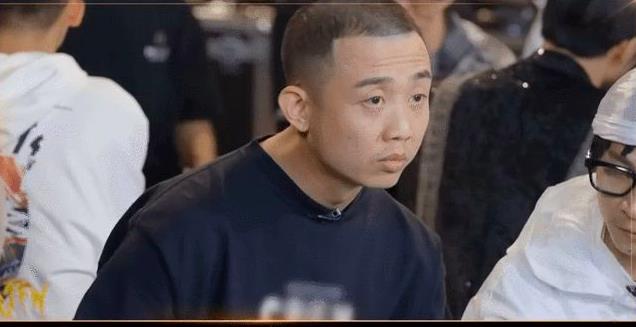 龙门|GAI为“兄弟”向陈小春讨说法被嘲：想要尊重，必先成熟！