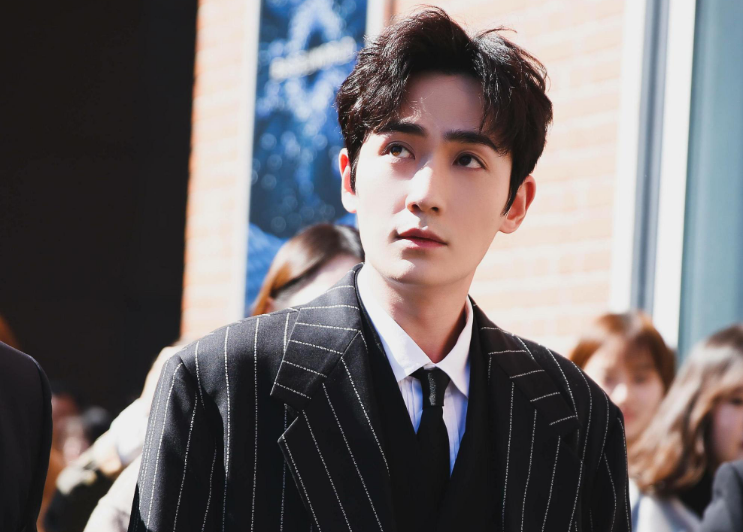 陈娇|朱一龙闷声放大招,2部上星剧4部王牌影视,女主都是高颜值!