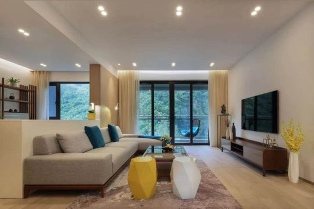 124平简约不复杂地设计,却充满禅意、轻松的感觉