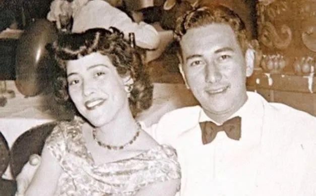 黎婉华|赌王正式下葬，没有和原配合葬，黎婉华这一生究竟有多悲惨