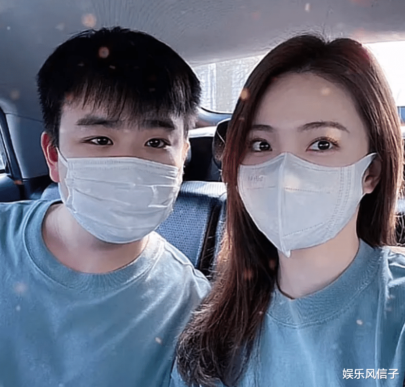 散打哥|《心动4》洪成成公开男友正面照，年纪显小像弟弟，没有cp感