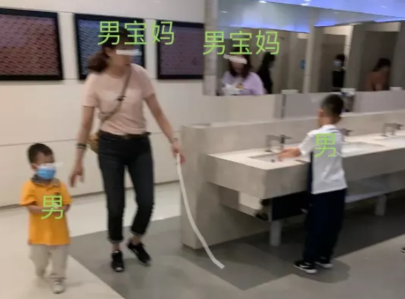 树艺蛙APP|女更衣室男孩含量太高，“太子”妈的操作，还在把猥亵当成纯真？