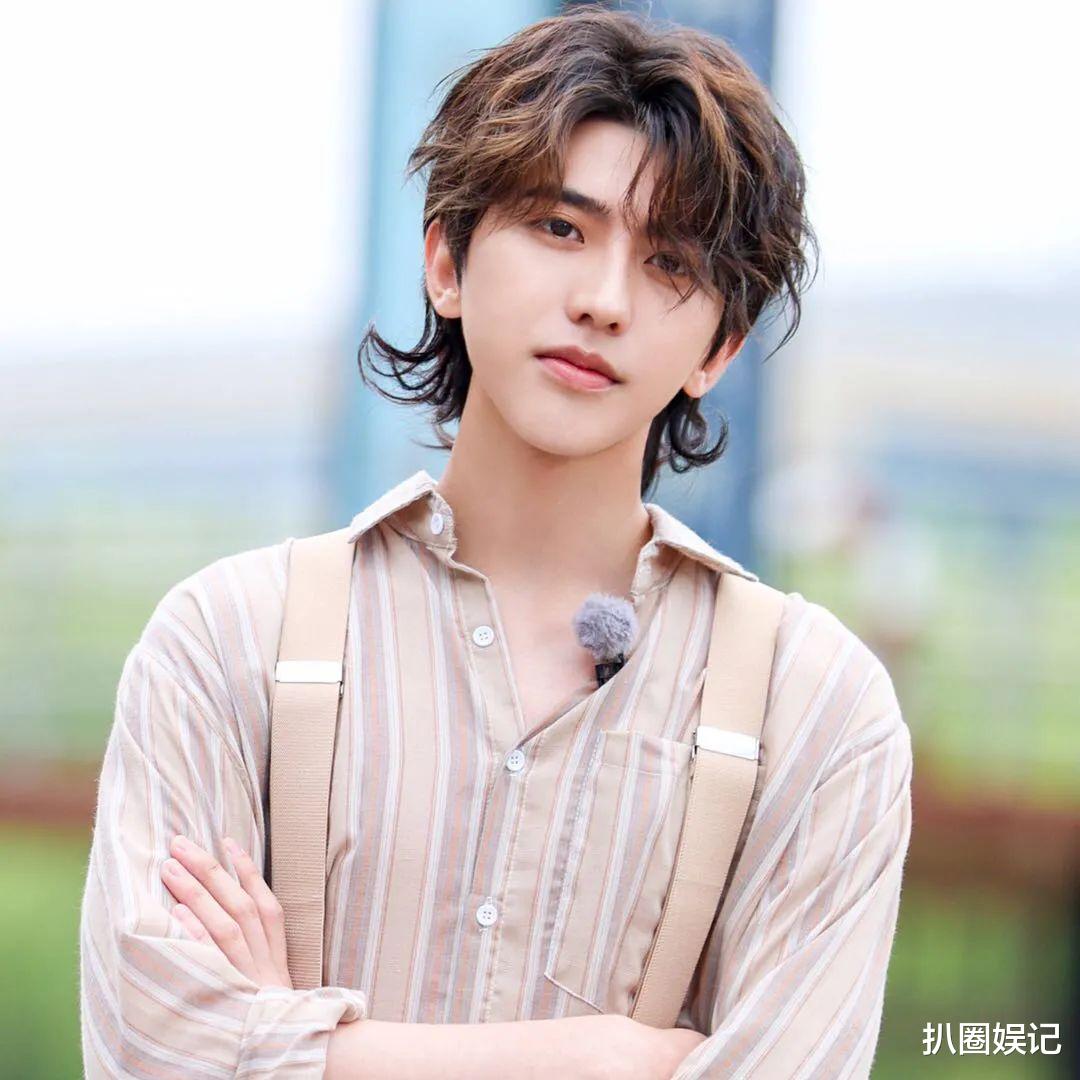 电影|电影《无名》很快要开机了，王一博谈这个资源时就盯上了二番