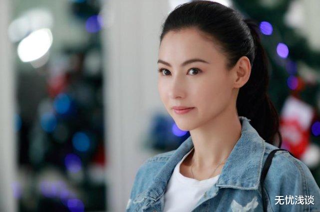 张柏芝|张柏芝直播带货猛摸小鲜肉腹肌！让现场弥漫一股尴尬氛围，引热议