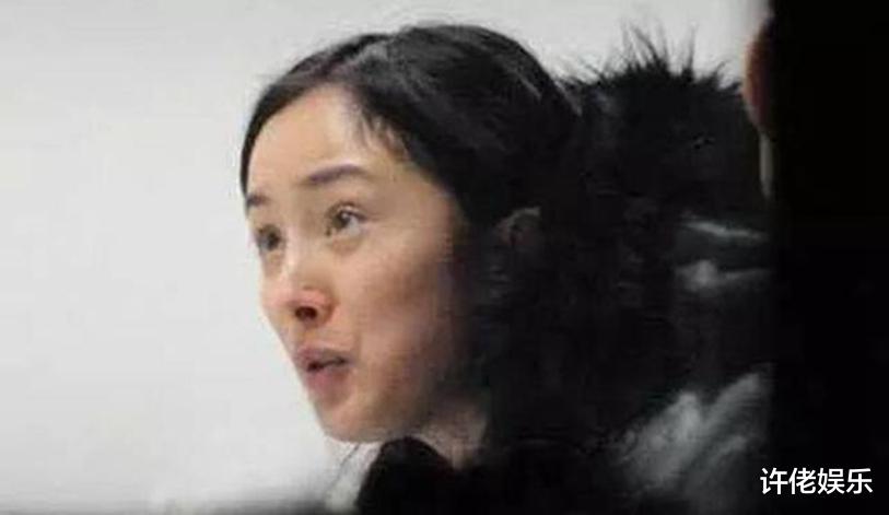 迪丽热巴|当女星卸妆后，迪丽热巴像路人，杨幂暴露年龄，她们个个惨不忍睹
