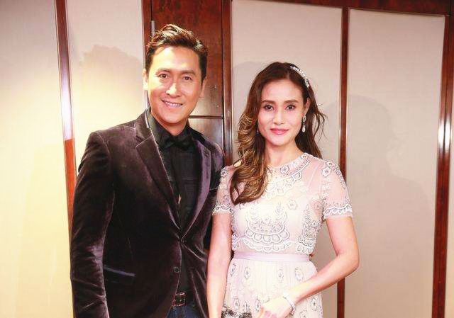 马德钟|青梅竹马,28年无绯闻,香港明星夫妇楷模——马德钟和张筱兰