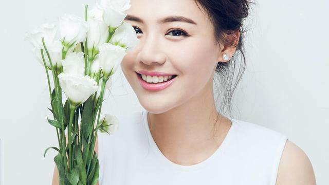 马思纯|33岁马思纯瘦身成功，体重两位数，身材性感，网友：有爱豆那味了