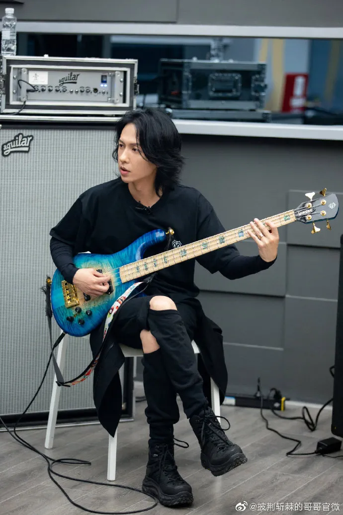 张淇|40岁的他一夜爆红，没人敢反对