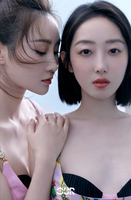 蒋梦婕|看了蒋梦婕高开叉照片，才知道什么是又纯又欲，完全不需要开美颜