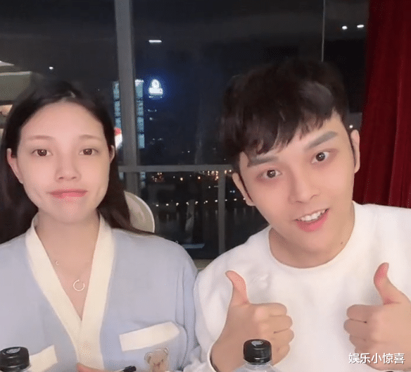 韩安冉|兜儿晒亲吻女儿的照片，被嘲演的比韩安冉好多了，她的回答很中立