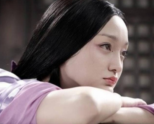周迅|周迅十三年前旧照曝光，灵气十足，年轻时候的气质原来这么绝