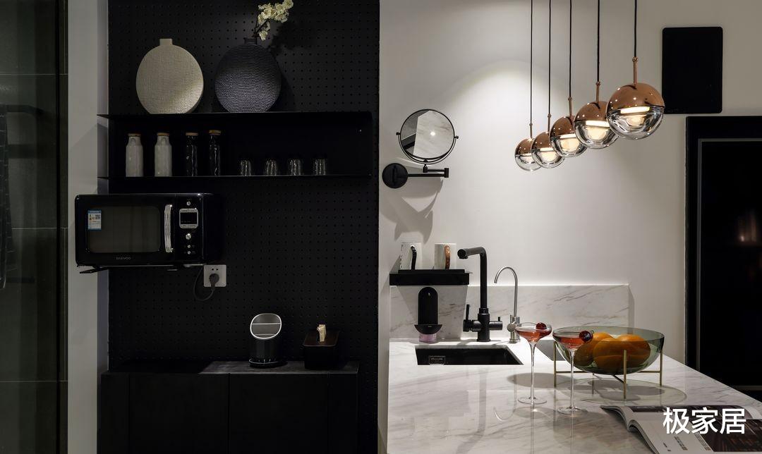 一个人也要住得好一点，将单身公寓变成雅致套间，享受欢乐生活