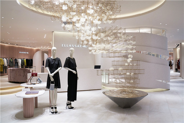 中国第一纺织网|高净值女性出手“阔绰”，多品牌时尚集团歌力思上半年营收近11亿