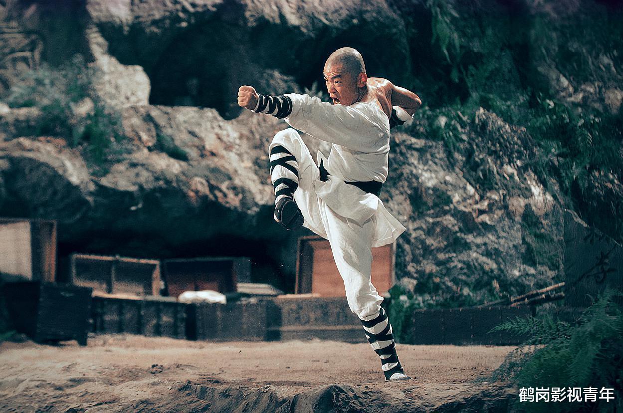 黄晓明|吴孟达生前的最后一部戏，把光留给了王宝强，把温暖送给了观众