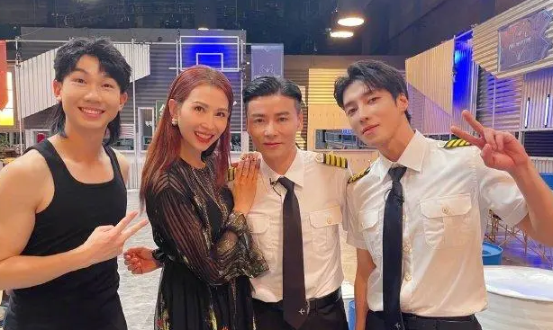 哥哥|恍然大悟!《哥哥》总决赛17人成团,原来节目中早有暗示