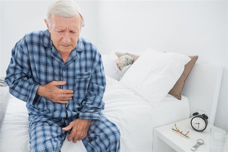 胃癌|经常胃痛是胃病还是胃癌？疼痛若有4个特点，癌细胞或已“泛滥”
