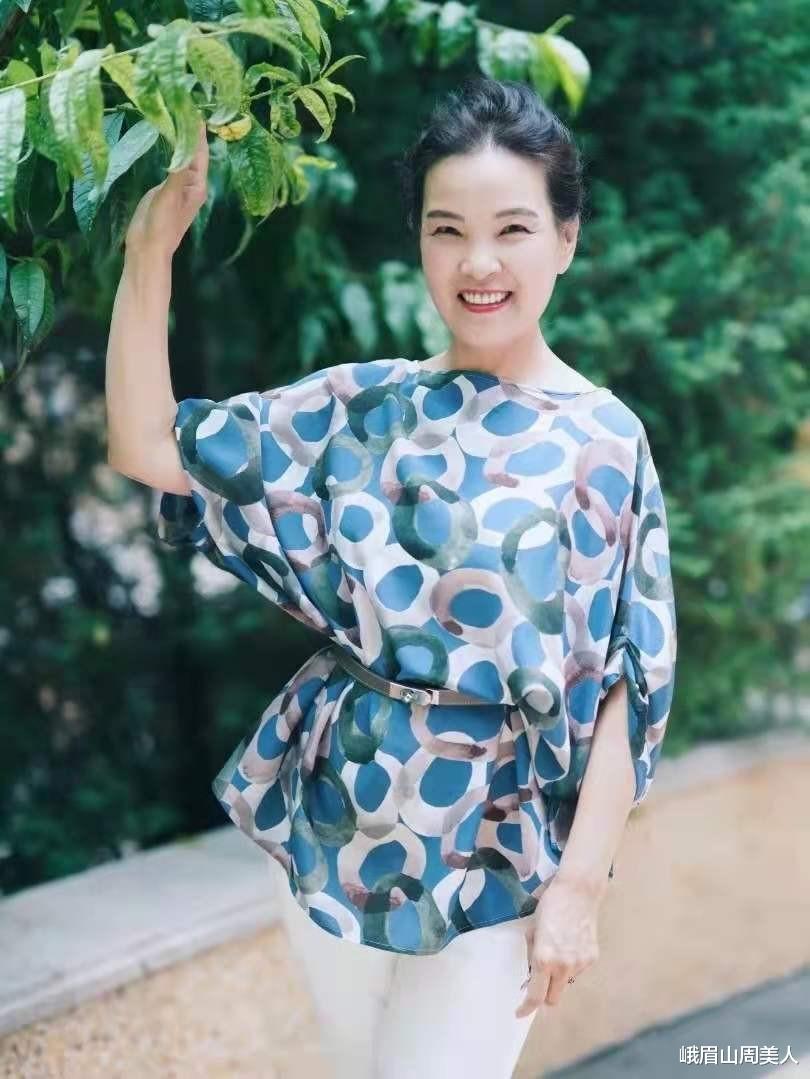 化妆品 ?女人过了48岁，这3种“裙子”再流行也别穿，难看还降低档次