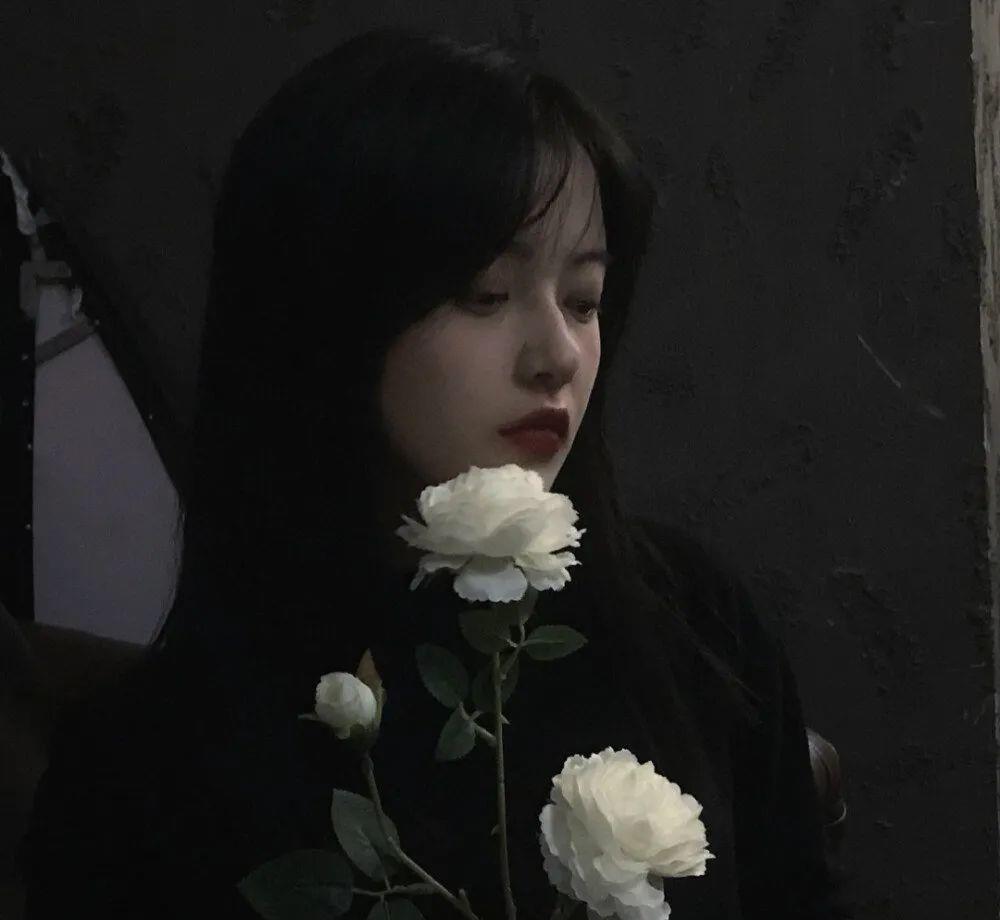 草莓的胞妹 温柔可人的朋友圈说说,干净走心,值得分享