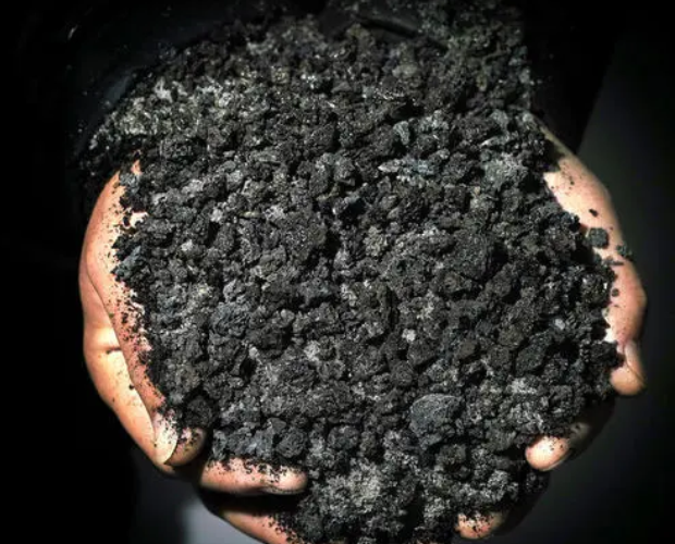 月球 月球样品公开发布，嫦娥五号将无价之土带回中国，美想要都要不到