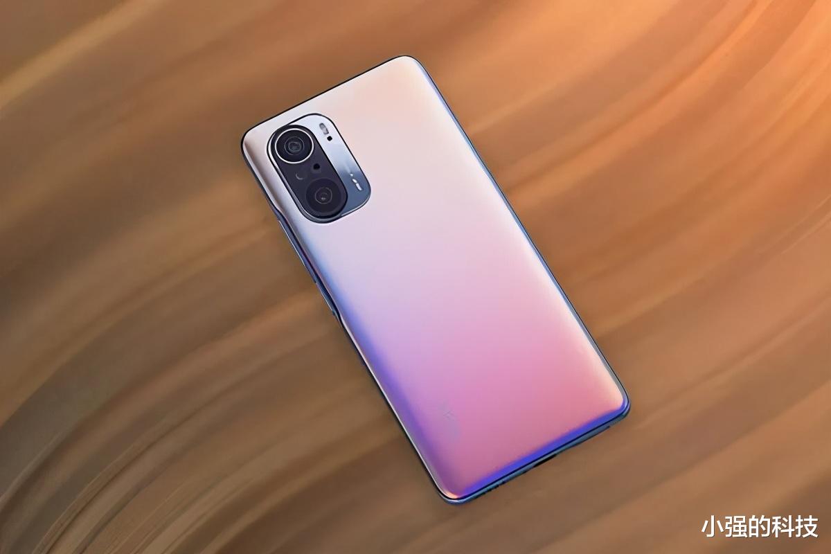 |盘点今年最好用的三款手机 不分价格高低 款款都是高性价比值得入手