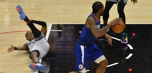 快船隊|聯(lián)盟第一戰(zhàn)績也不要了？雙超巨開啟輪休模式，這次理由冠冕堂皇