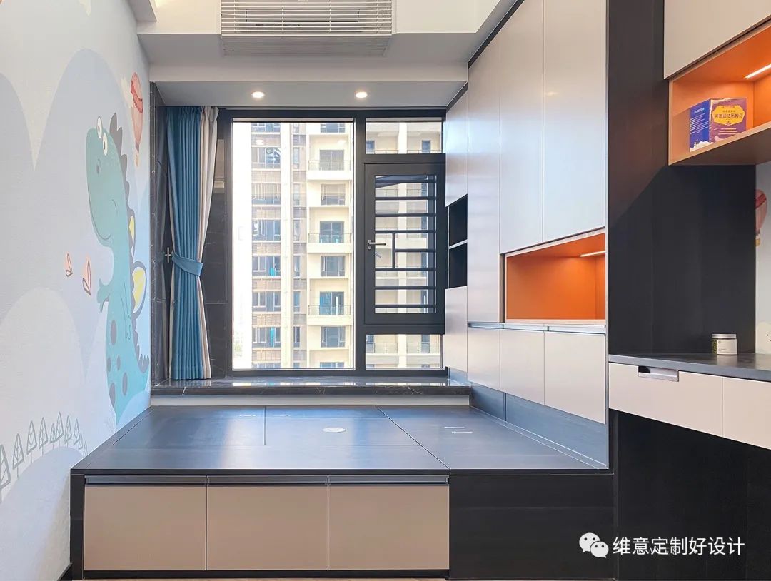 拆掉一间房改中西厨，全屋柜门无把手，她家的装修刷屏朋友圈！