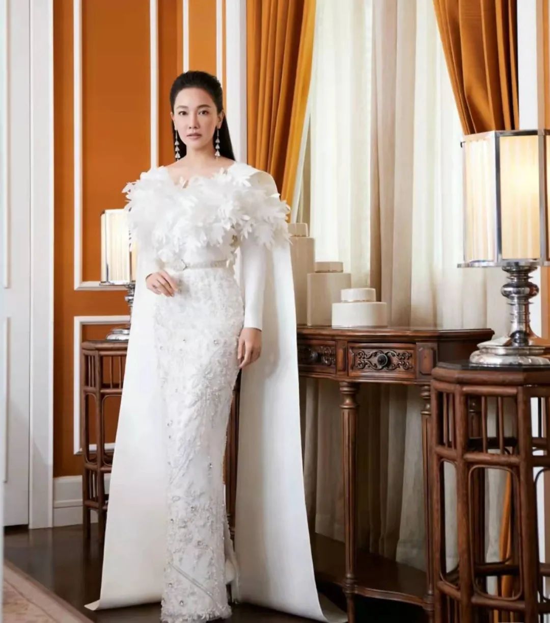 豪门|泰国的“另类”豪门媳妇：不退圈不怀孕，始终活跃荧幕前