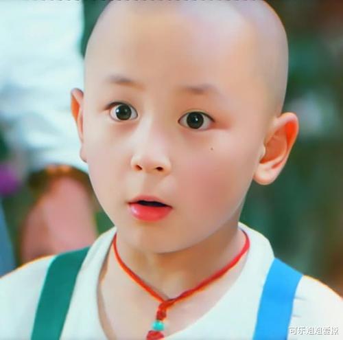 释小龙|释小龙隐藏30年的身份，王宝强见了要行晚辈礼，向华强也得礼让三分