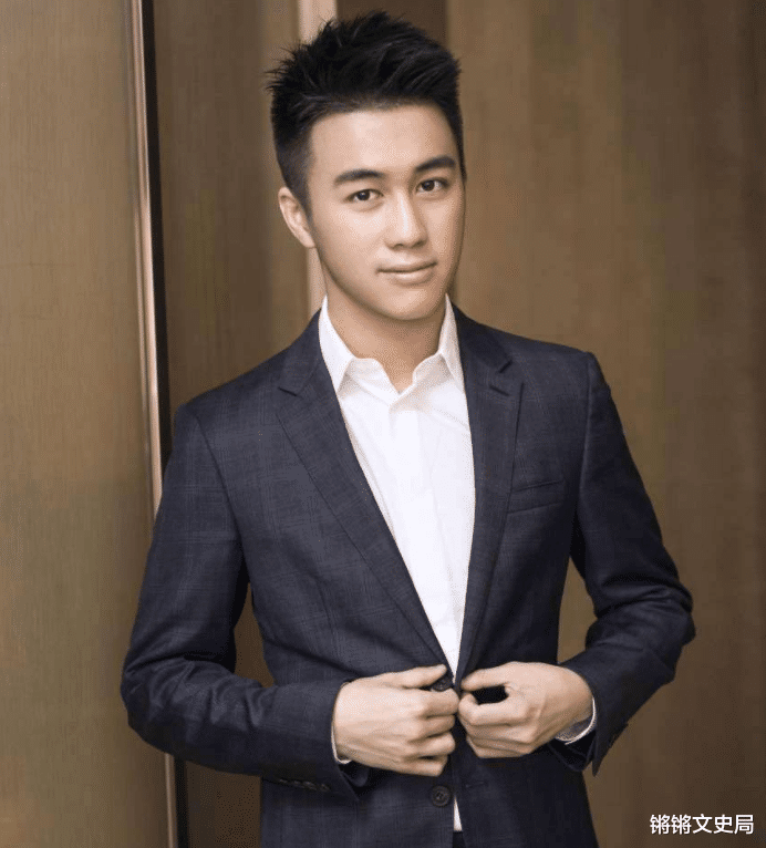 2019年,东北小伙子辛奇隆娶赌王爱女何超盈,500万聘礼换14亿嫁妆