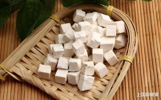 肝脏|女子脚干裂就医，却查出肝癌晚期！常吃这种蔬菜，等同于“自残”