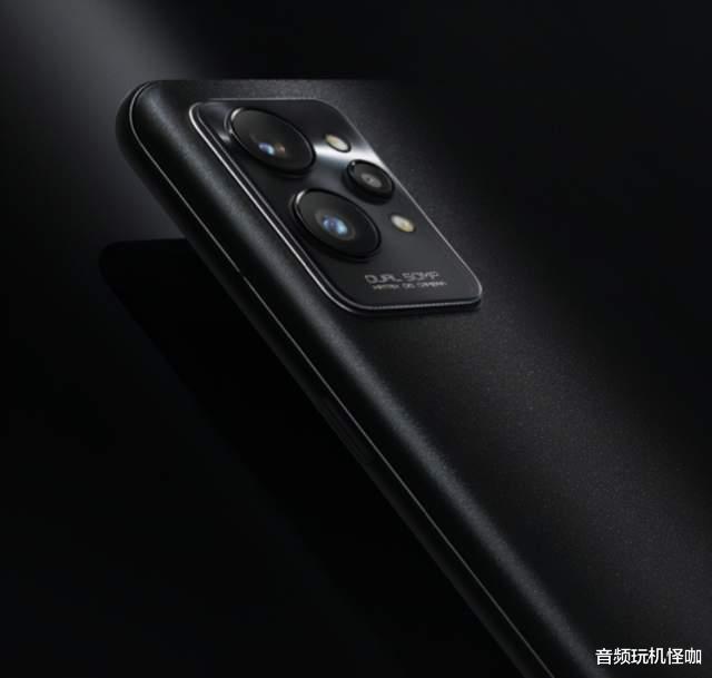 高通驍龍|有點突然！全新驍龍8芯+2K無極變幀屏，3999元你覺得定位在哪