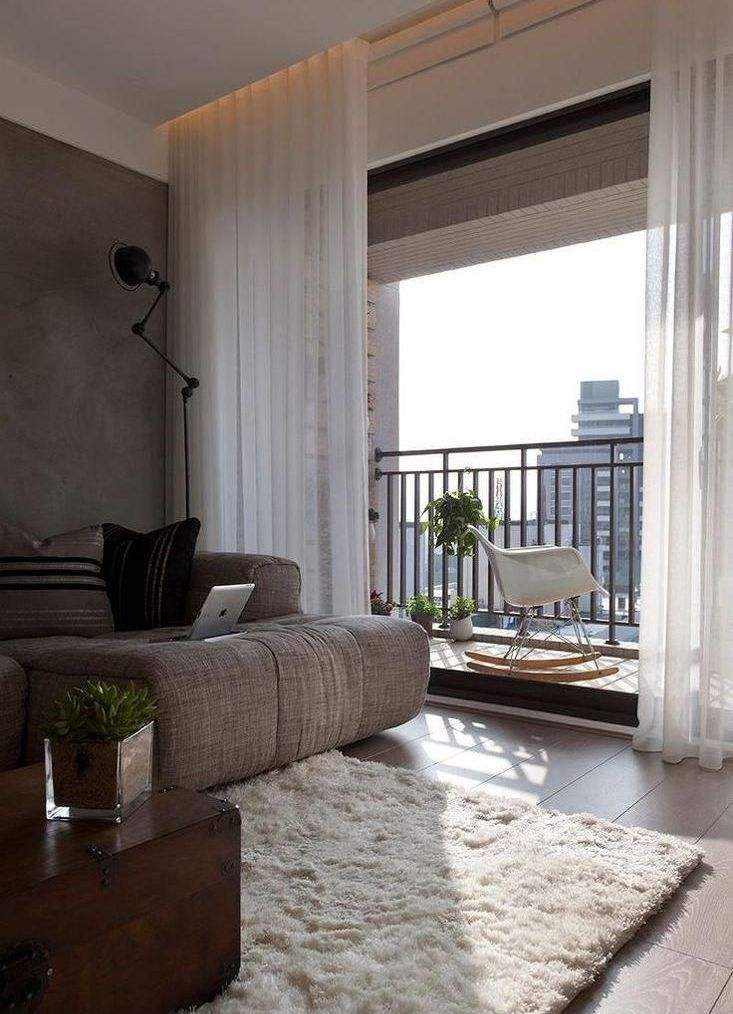 卧室带阳台好?还是客厅带阳台好?听设计师分析后,才没买错房