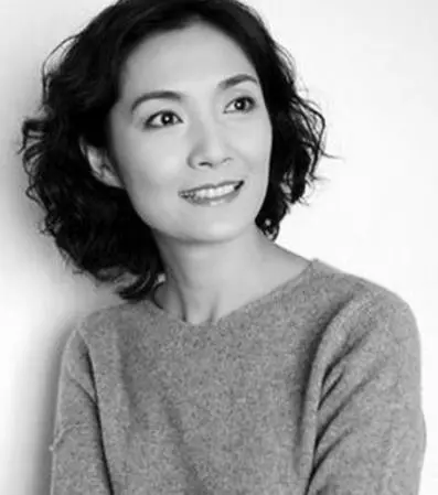 李婷|独自抗癌9年的李婷：去世前大骂前夫张子健，弟弟的房子没了着落