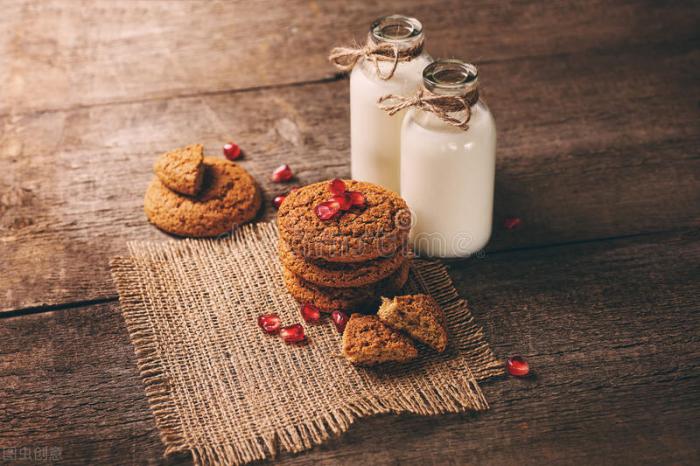 饮食|北大教授呼吁停止食用，比味精还伤骨骼，家人尽早撤下餐桌