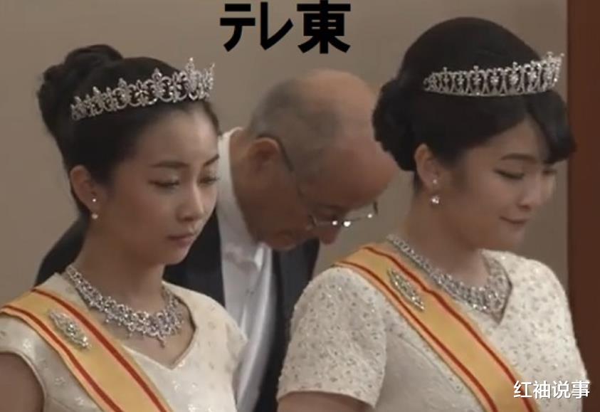 王冠|爱子成人礼充满遗憾，规模缩减改为家宴，佩戴旧王冠刷新记录