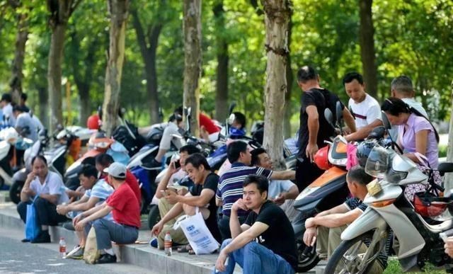 依科育儿吧|教育部：课后服务全覆盖，“5+2”模式带来什么？辅导班何去何从