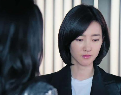 圣诞树|首播收视破1，更新2集越看越上瘾，终于有部让我不想快进的剧了