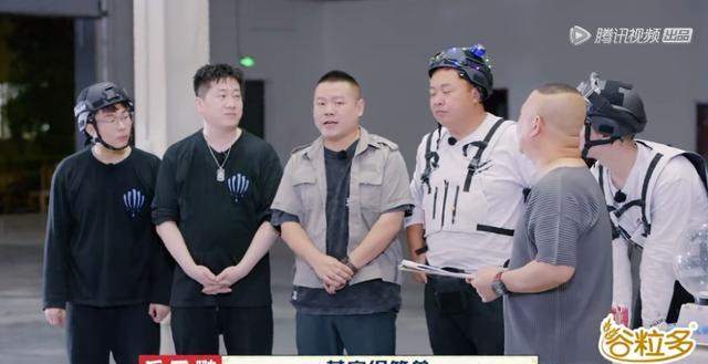 乔欣|德云社亲搭档庆中秋画风迥异,岳云鹏满屏月饼脸,孙越气场强大