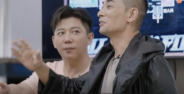 赵文卓|赵文卓弃权还被节目组照顾，张晋第一名变末位，谁放水细节很明显